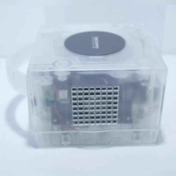 Transparent Clear Nintendo GameCube Console DOL-001 (USA) with OEM Controller - Picture 6 of 11